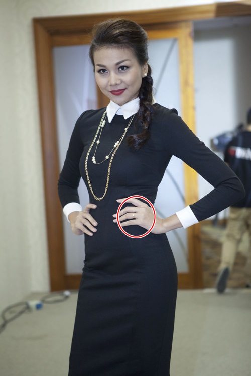 Siêu mẫu Thanh Hằng lại #039;#039;đeo nhẫn đính hôn#039;#039; - 6