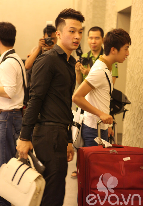 Hương Tràm công khai bạn trai mới? - 2