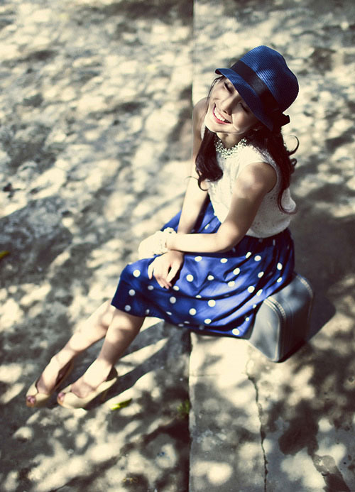 Ngọc nữ Hà Tăng #039;phải lòng#039; chấm bi - 3