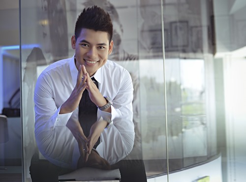 Nam vương Khôi Nguyên rời showbiz đi du học - 1