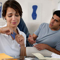 Lúc trả tiền là anh ra nghe điện thoại - 4