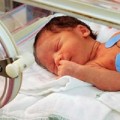 Làm mẹ - Dạy trẻ sơ sinh: mỗi tháng một 'chiêu'