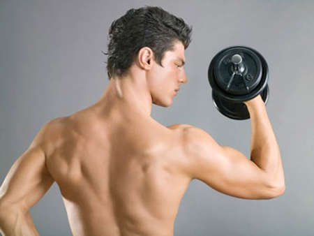 Hốt hoảng vì vợ cuồng #039;trai 6 múi#039;? - 2