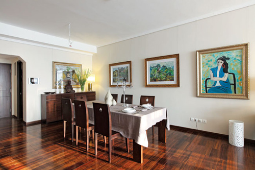 Khoe nhà: 140m2 hút mắt nhờ tranh - 1