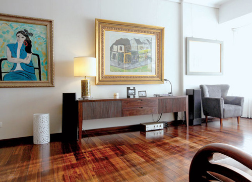 Khoe nhà: 140m2 hút mắt nhờ tranh - 3