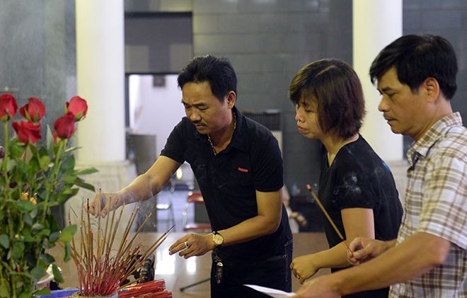 Nghệ sĩ rơi nước mắt đưa tiễn NSND Bạch Diệp - 12