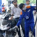 Tin tức - 20h tối nay, giá xăng giảm 300 đồng/lít
