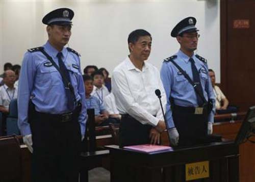 Con cả Bạc Hy Lai khen cha: Vàng không sợ lửa - 2