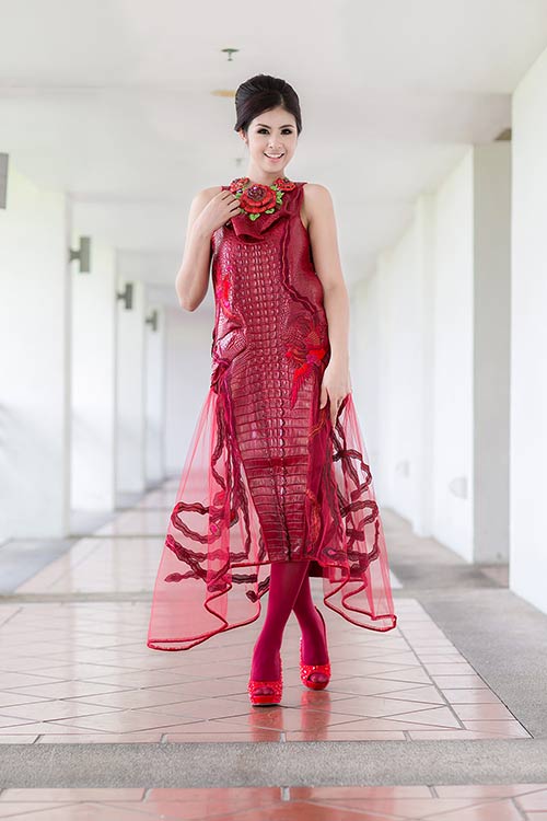 Ngọc Hân, Nguyễn Thị Loan quot;rủ nhauquot; sang Pháp - 8