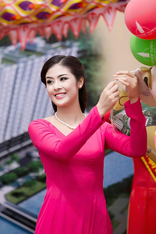 HH Ngọc Hân kiêu sa với sắc hồng - 1