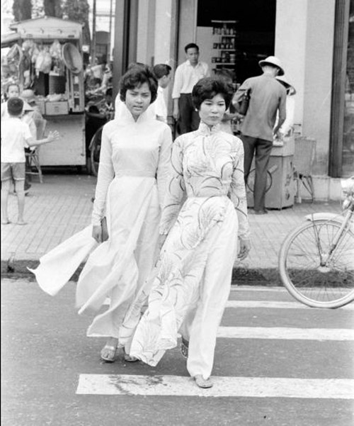 Mê mẩn #039;lưng ong#039; của phụ nữ Việt xưa - 16