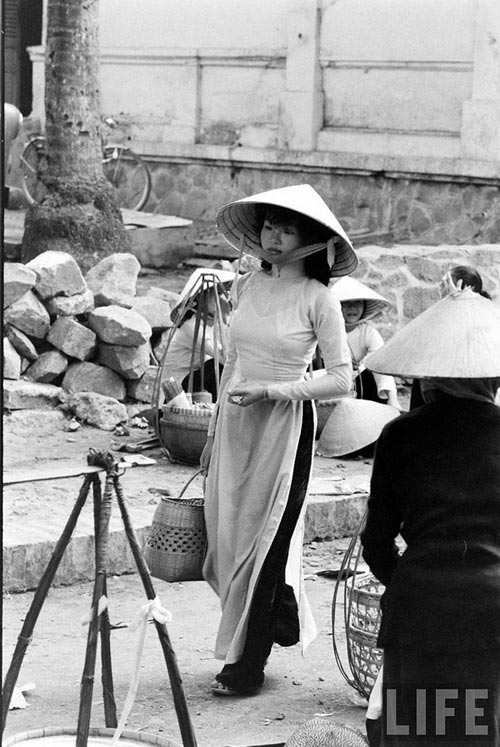 Mê mẩn #039;lưng ong#039; của phụ nữ Việt xưa - 9