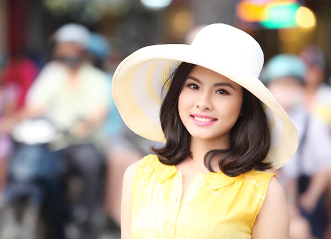 Không chọn con đường đi lên bằng scandal, Vân Trang là một trong những nữ diễn viên 'sạch' của làng giải trí.
