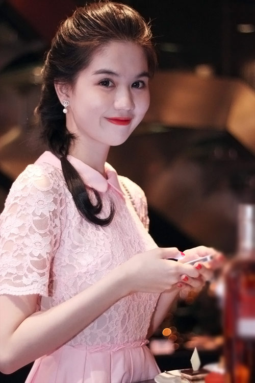 Soi nét không đẹp của Lý Nhã Kỳ, Hà Hồ - 15