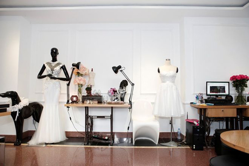 Showroom bạc tỷ của NTK trẻ - 4