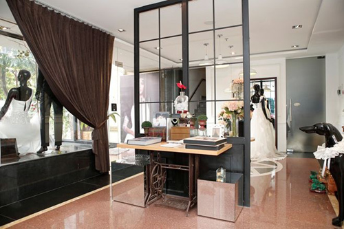 Showroom bạc tỷ của NTK trẻ - 8