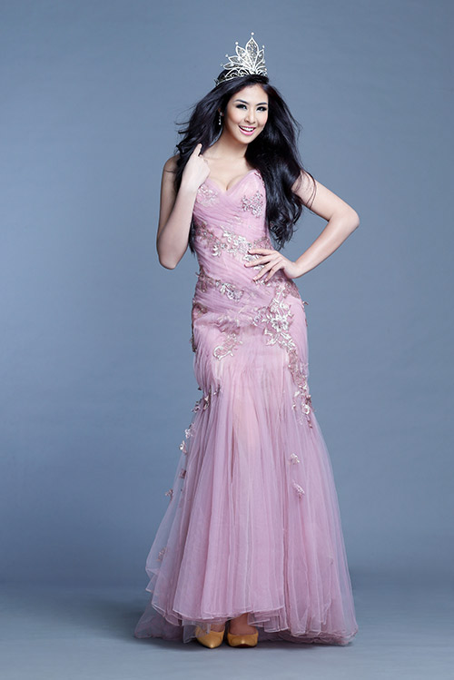 Ngọc Hân nhớ lại thời quot;ngố tàuquot; mới đăng quang - 11