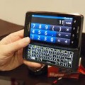 Eva Sành điệu - Motorola Droid 5 có bàn phím trượt ngang?
