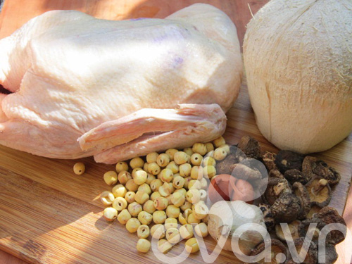 Vịt hầm hạt sen: Ăn thử là mê! - 1