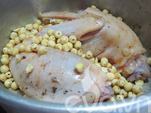 Vịt hầm hạt sen: Ăn thử là mê! - 6