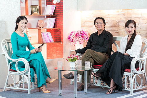 HH Ngọc Hân quot;tiếp chuyệnquot; NS Dương Thụ - 1