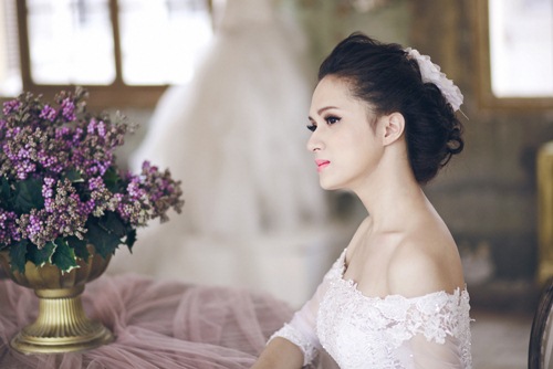 Hương Giang Idol thắm thiết bên #039;#039;bạn trai#039;#039; Rumani - 1