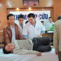 Tin tức - Hành hung bác sĩ kiểu giang hồ