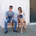 Làng sao - Thu Minh, Nathan Lee cười vì "máy bay thăm ruộng"
