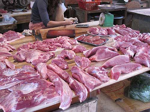 Mách chị em cách chọn thịt lợn, thịt bò tươi - 1