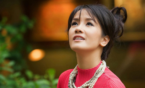 Lý Nhã Kỳ - Hồng Nhung đụng quot;dao kéoquot;? - 4