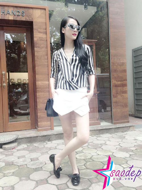 Sao đẹp: Tóc Tiên, Mai Phương Thúy #039;đụng#039; mốt không quần - 8