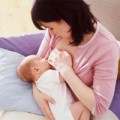 Làm mẹ - “Bóc mẽ” đồn thổi khi cho con bú