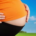 Bà bầu - Dại dột xoa bụng nên mất con?