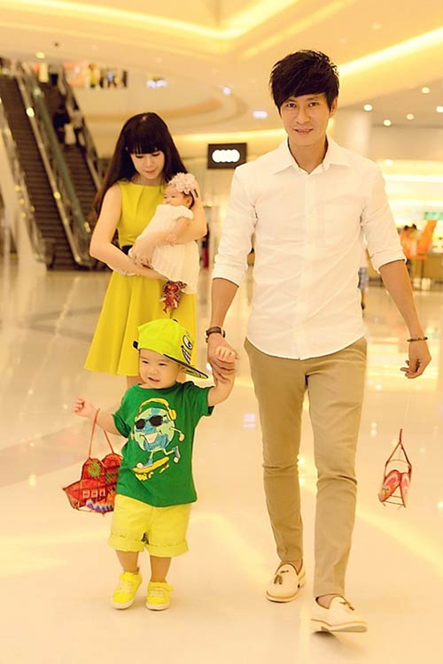 Nhóc tì nhà Lý Hải xúng xính đi Trung thu - 4