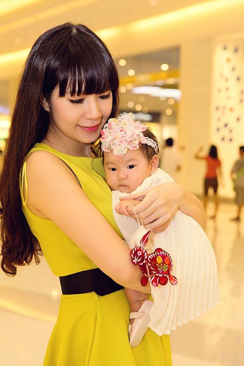 Nhóc tì nhà Lý Hải xúng xính đi Trung thu - 5