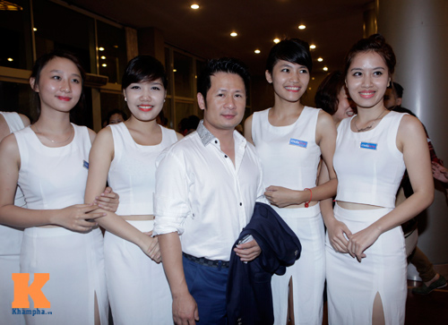 Bằng Kiều thân mật với quot;tình cũquot; Mỹ Linh - 9