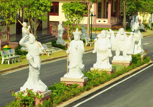 Thăm công viên cõi âm lớn nhất Sài Gòn - 9