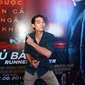 Xem & Đọc - Khương Ngọc hóa ảo thuật gia khi xem Runner Runner