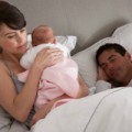 Làm mẹ - Buồn lòng vì chồng lười chăm con