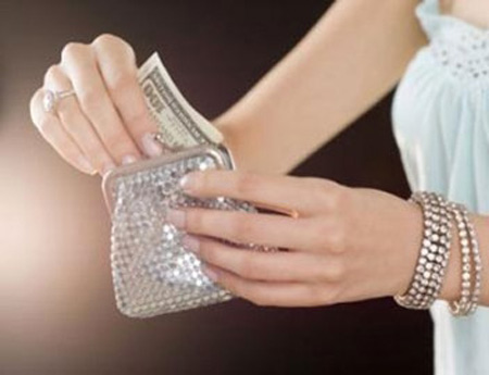 Bạn lấy chồng xong, mất hút, trốn mừng cưới - 2