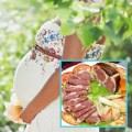 Bà bầu - Mẹ bầu ăn thịt chó: "Không nên!"