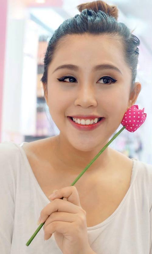 Hot girl Gào tự tin để mặt mộc nhiều mụn - 11