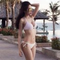 Làng sao - Ngỡ ngàng thân hình cực chuẩn của Thủy Tiên