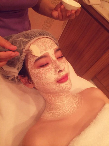 Bất ngờ với ảnh của Bà Tưng 6 năm trước - 16