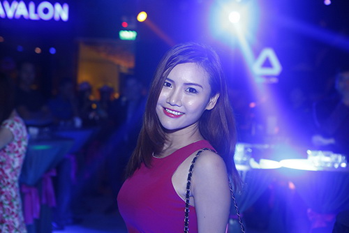 Anh Thúy X-Factor mặt ngày càng tự nhiên - 6