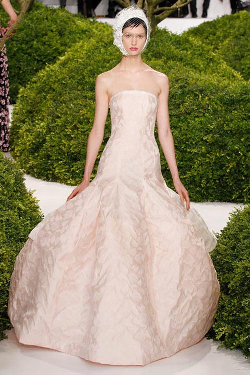 Bí mật đằng sau thời trang cao cấp Christian Dior - 9