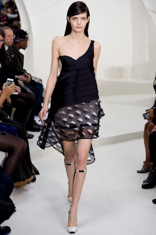 Bí mật đằng sau thời trang cao cấp Christian Dior - 5