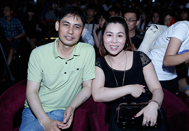 Cha mẹ Sơn Tùng mới đây cũng đích thân vào dự lễ sinh nhật con trai.
