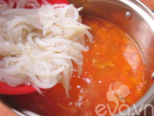 Canh riêu cá ngần chua chua ngon cơm - 7