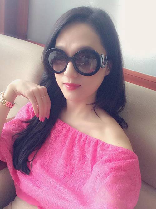 Vòng 2 siêu phẳng mịn của Hương Giang idol - 13